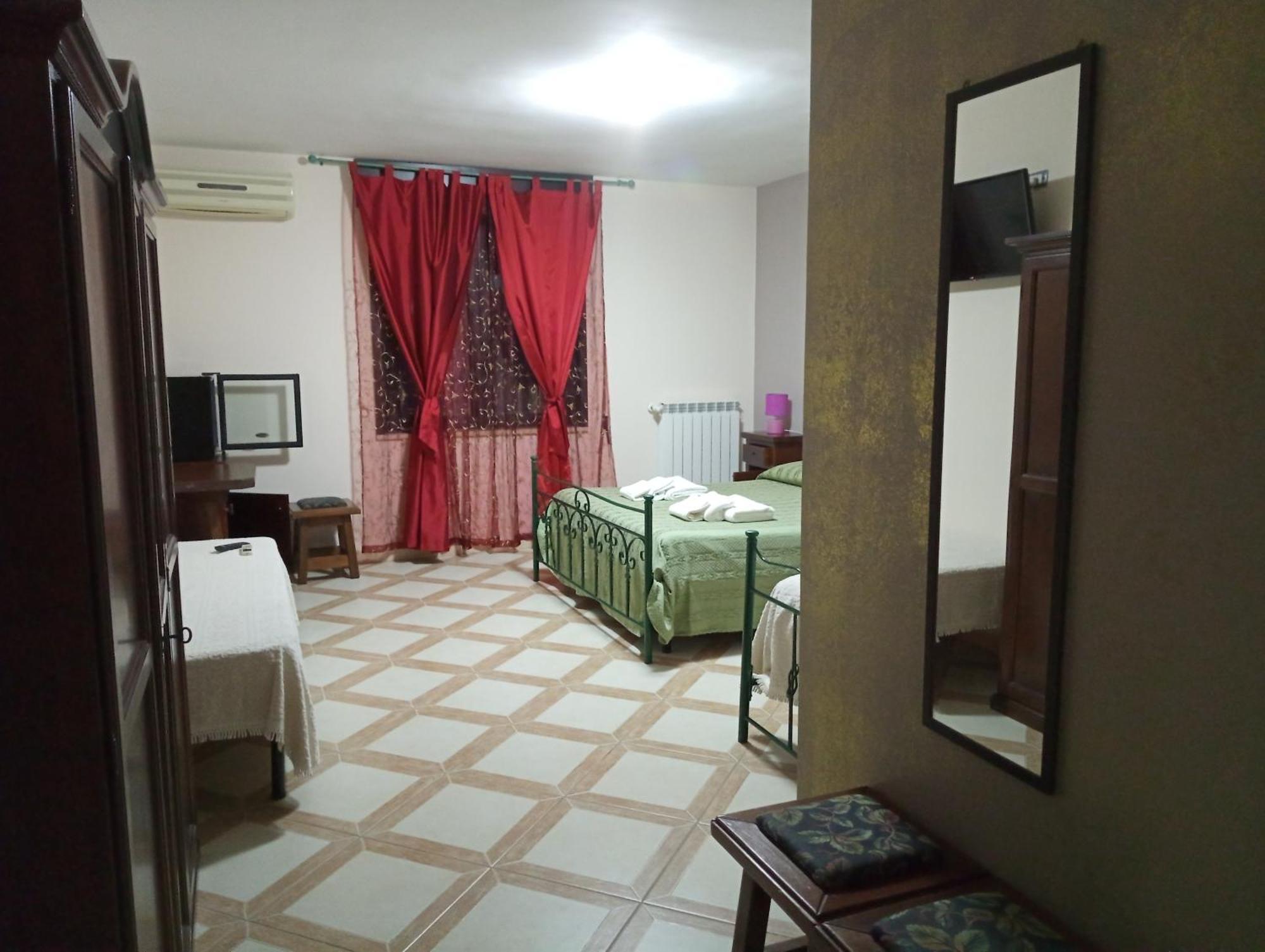 Mamma Assunta Bed & Breakfast เมเลนดูญโญ ภายนอก รูปภาพ