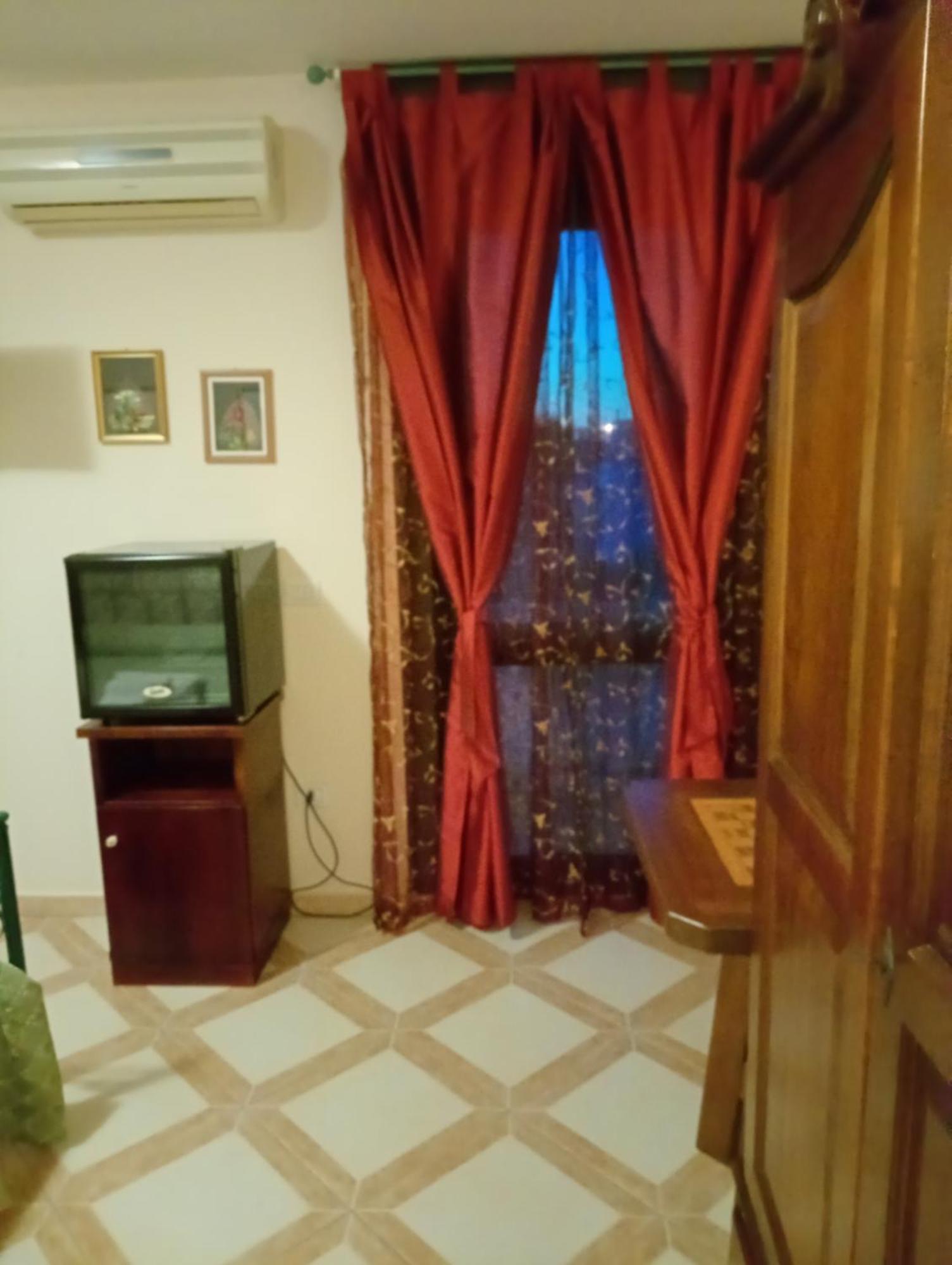 Mamma Assunta Bed & Breakfast เมเลนดูญโญ ภายนอก รูปภาพ