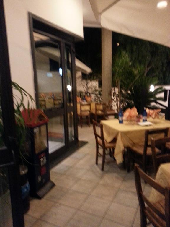 Mamma Assunta Bed & Breakfast เมเลนดูญโญ ภายนอก รูปภาพ