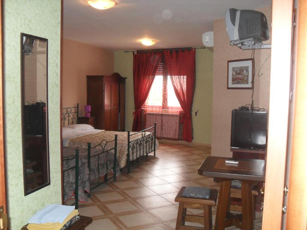 Mamma Assunta Bed & Breakfast เมเลนดูญโญ ห้อง รูปภาพ